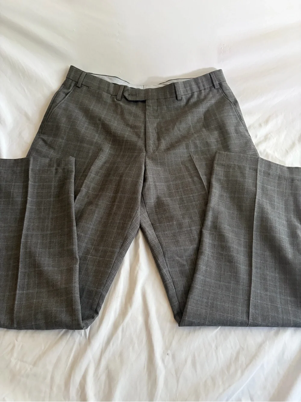 Hart Schaffner Marx Gray Flatfront Dress Pants 100% wool Size 35R